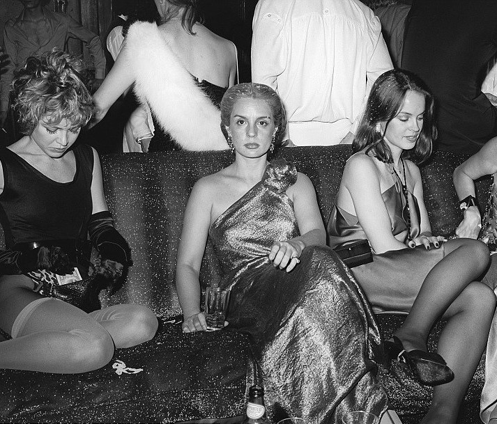 Ladies at disco